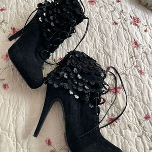Colin Stuart Black Heeled Boots with Lace-Up Design